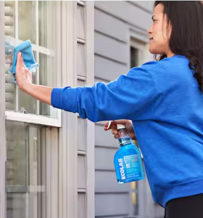 32 oz. Ammonia-Free Pro Glass Cleaner and Multi-Surface Cleaner Spray Bottle for Windows and Mirrors
