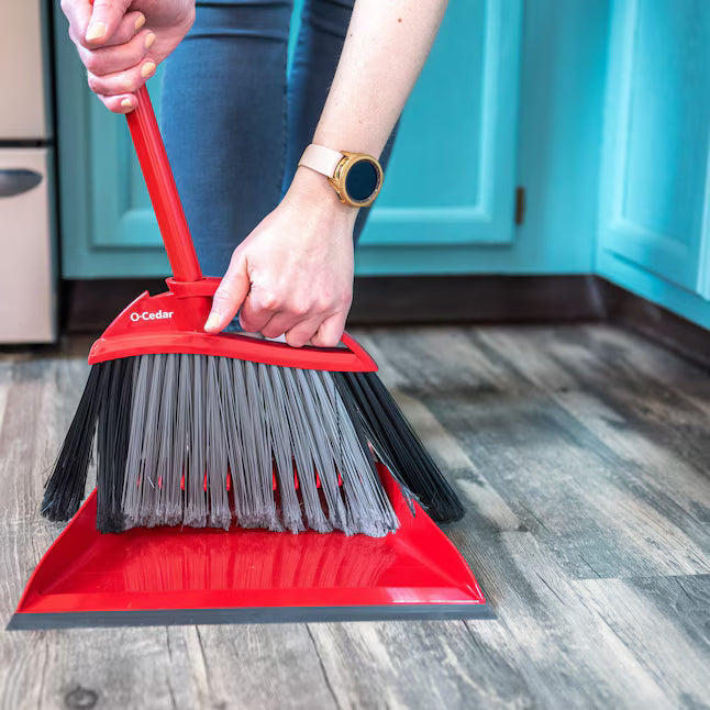 O-Cedar PowerCorner Pet Pro 13.5-in Poly fiber Multi-surface Angle with dustpan Upright Broom