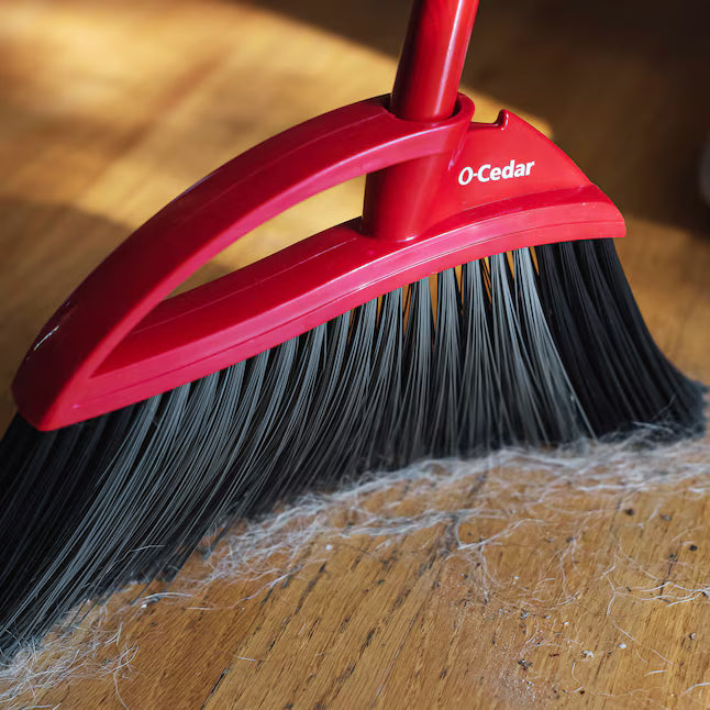 O-Cedar PowerCorner Pet Pro 13.5-in Poly fiber Multi-surface Angle with dustpan Upright Broom