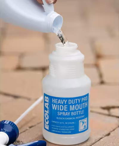 32 oz. Heavy-Duty Pro Wide Mouth Bleach Resistant Spray Bottle