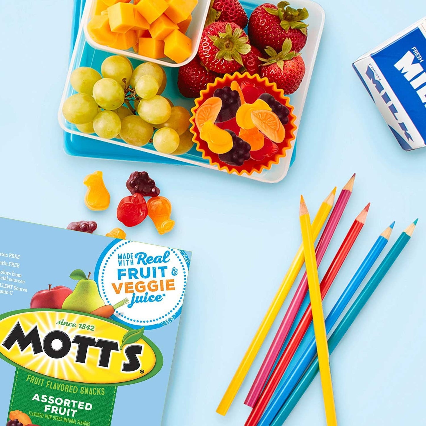 Mott’s Assorted Fruit Snacks – 0.8 oz Pouches, 90-Pack