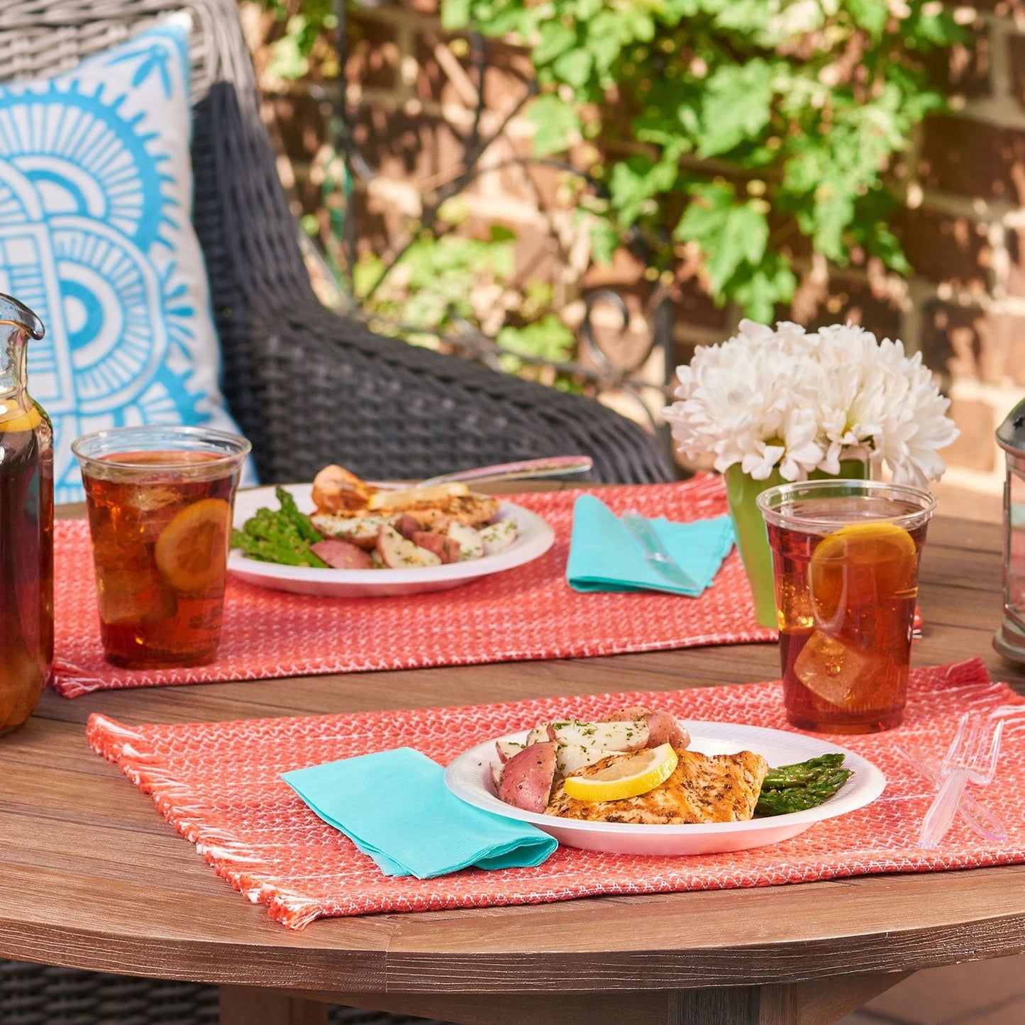 Hefty Supreme Foam Disposable Lunch Plates, 8 7/8", 250 ct.